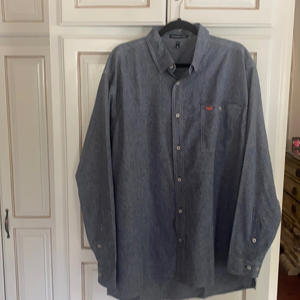 Southern marsh xl like new shirt